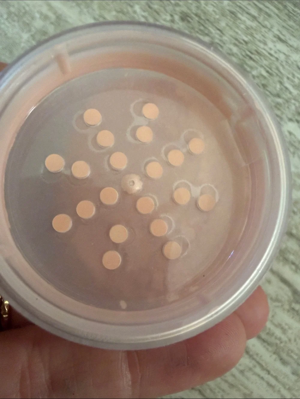 laura mercier Secret Brightening Under Eye Setting Powder - Peach sealed; no box